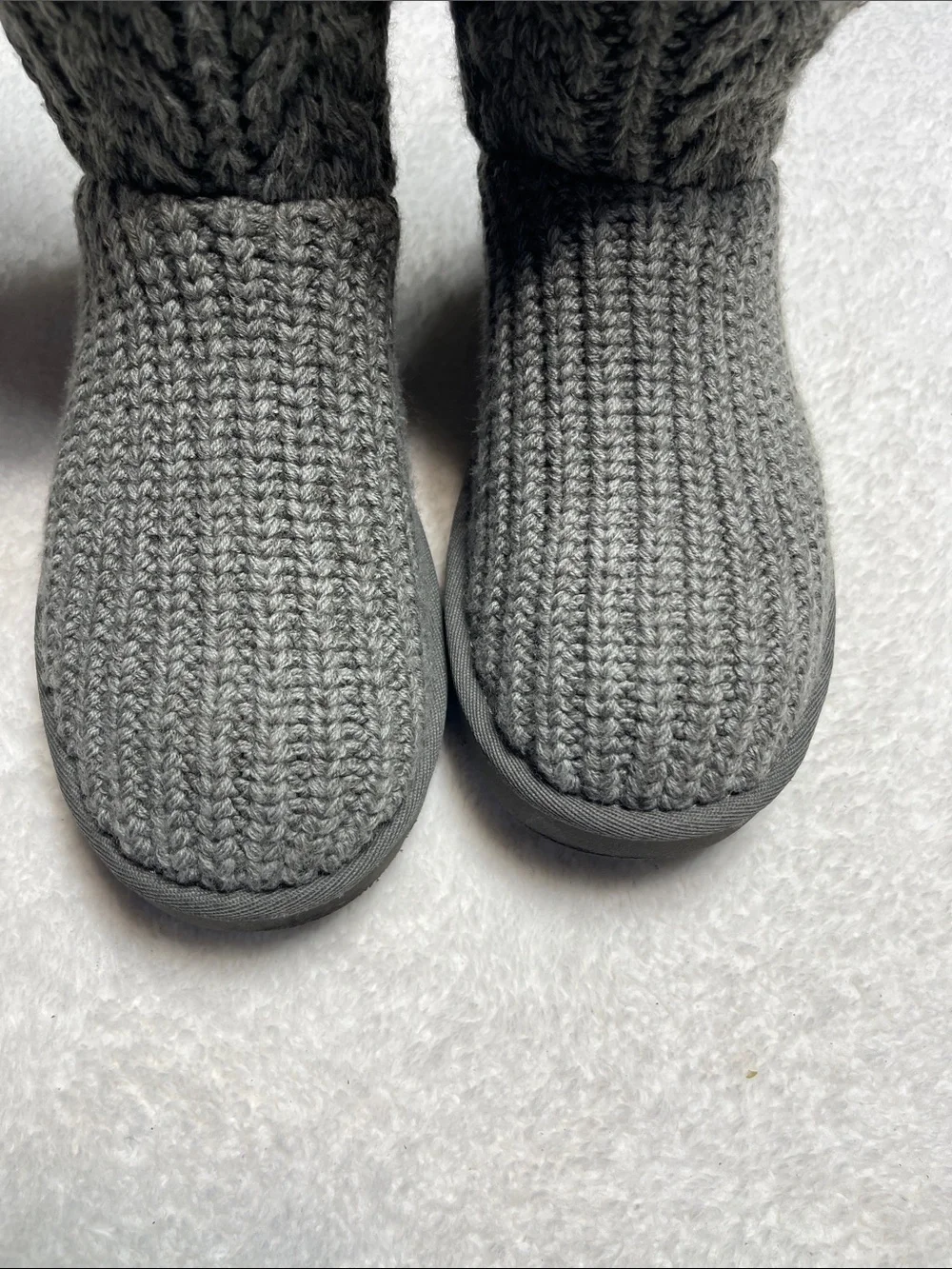 UGG Classic Cardi Cabled Knit Boots Size 6